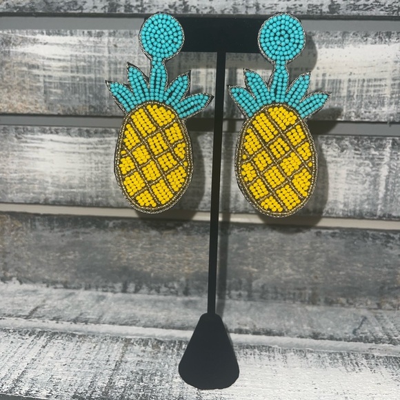 Jewelry - 🍍Pineapple Earrings🍍